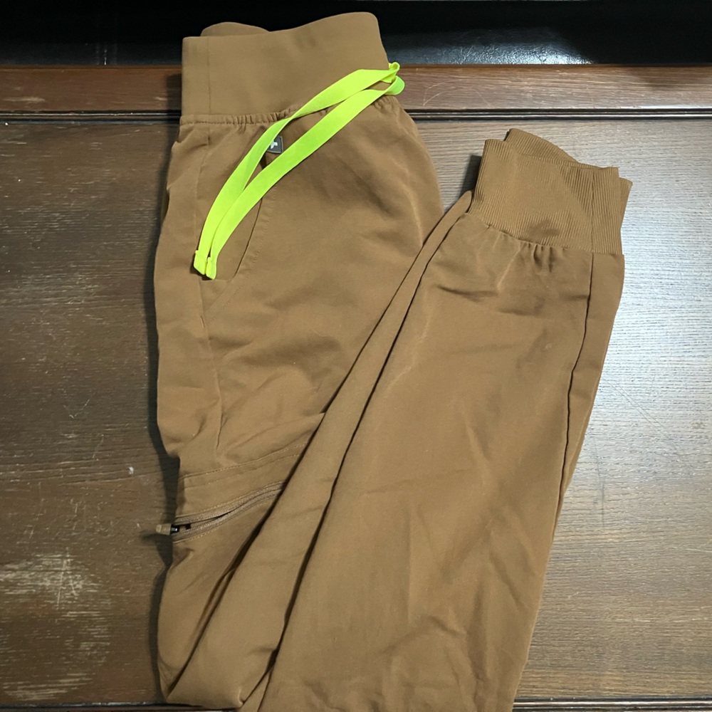 Figs High Waisted Zamora joggers Earth size XSP